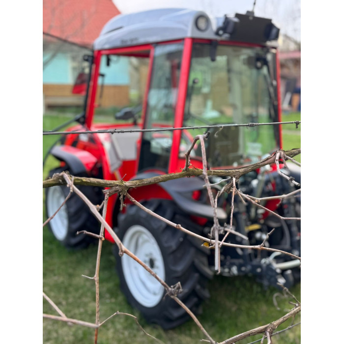 Трактор Antonio Carraro TRX 7800	