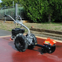 Caravaggi MTC brush cutter