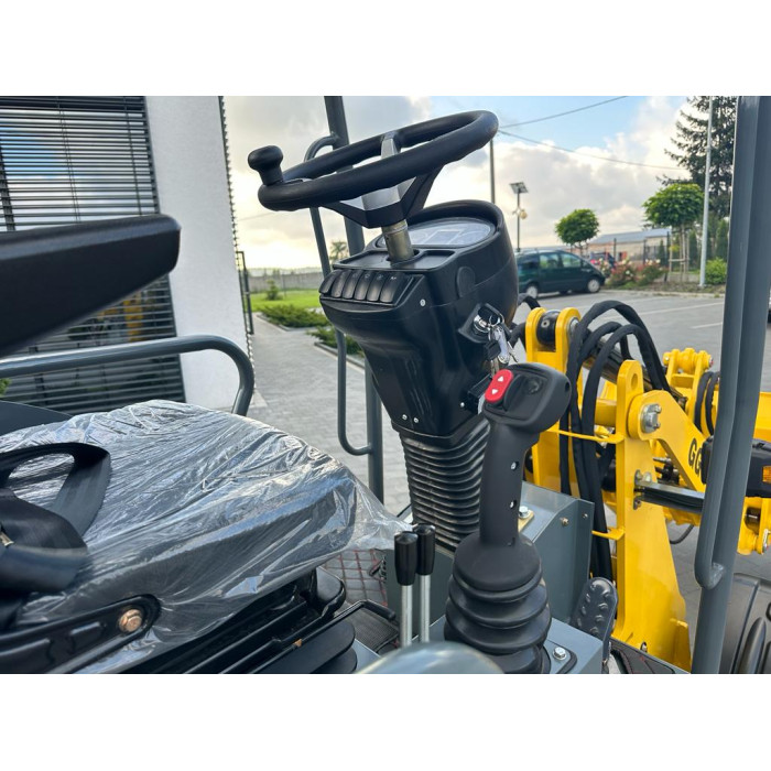 Екскаватор-навантажувач GG06LX