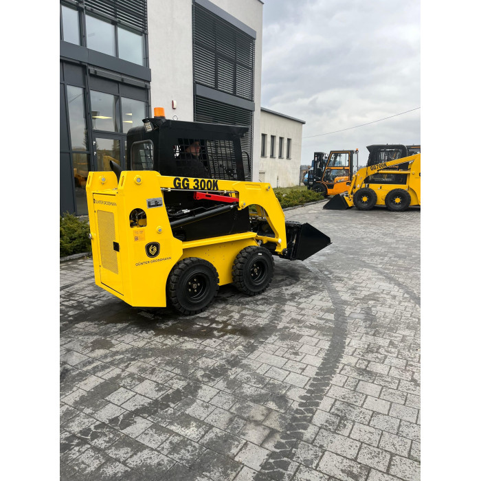 Компактний навантажувач Gunter Grossmann GG300K