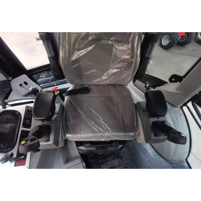 Екскаватор-навантажувач GG30BC