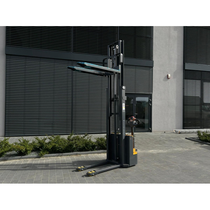 Електричний штабелер CDD10EL