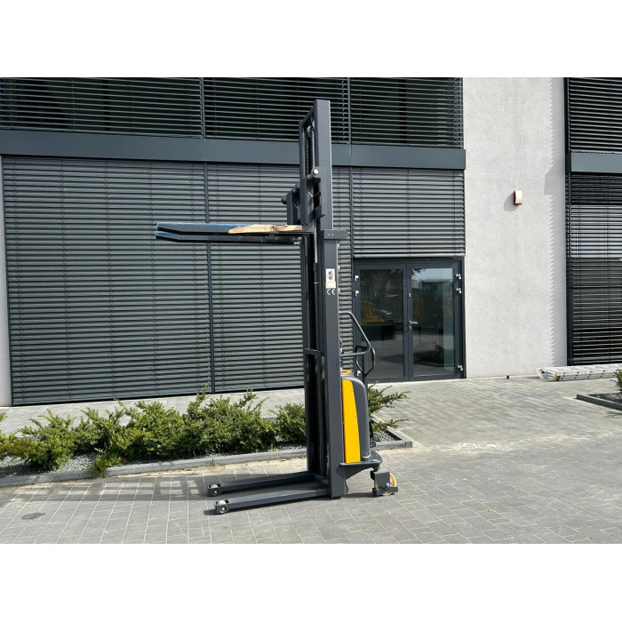 Електричний штабелер CDD15E