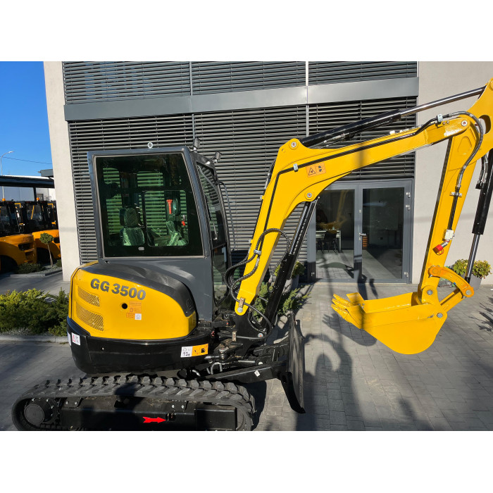 Міні екскаватор Gunter Grossmann GG3500 з поворотною стрілою	