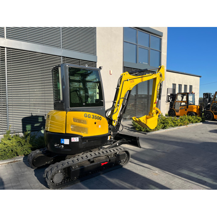 Міні екскаватор Gunter Grossmann GG3500 з поворотною стрілою	