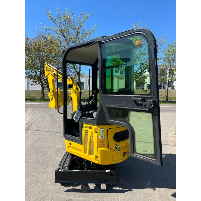 Мініекскаватор Gunter Grossmann GG850C (з кабіною)