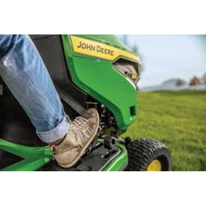 Газонокосарка John Deere X117R