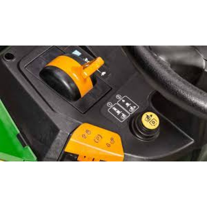 Газонокосарка John Deere X117R