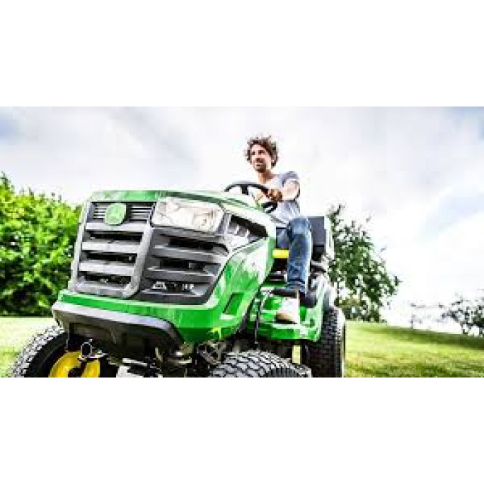 Газонокосарка John Deere X127