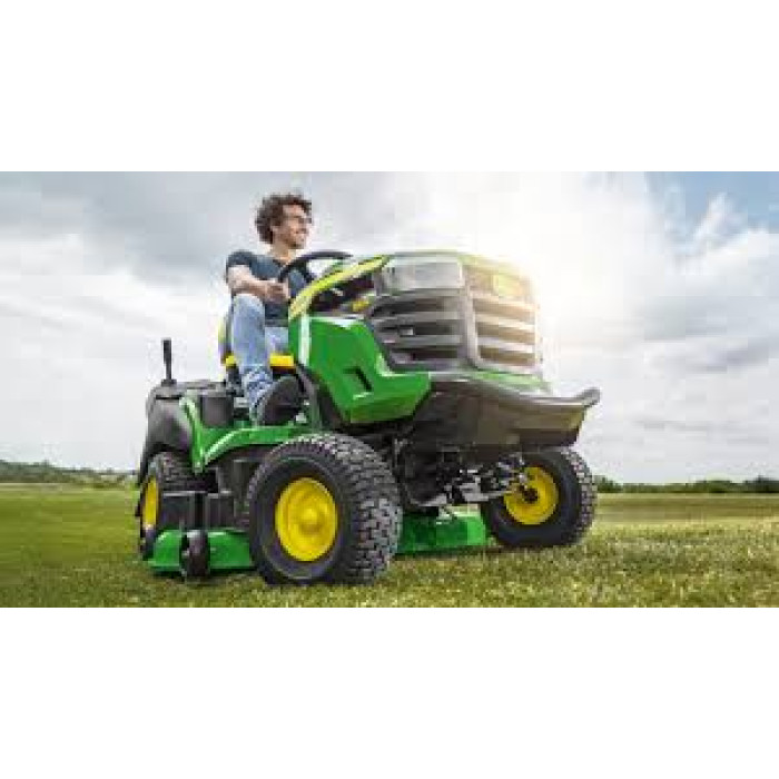 Газонокосарка John Deere X167R	
