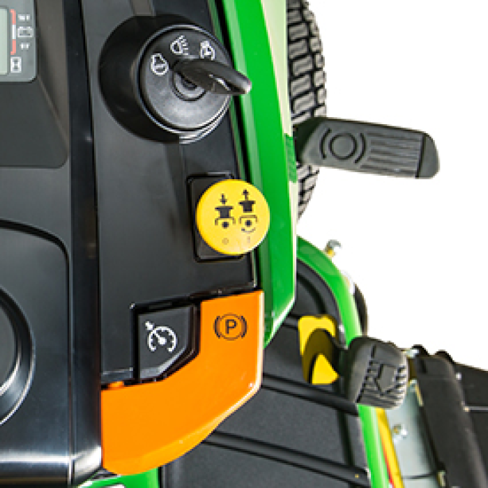 Газонокосарка John Deere X584	