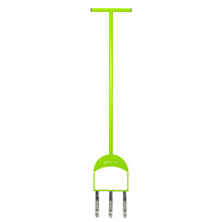 Manual lawn aerator
