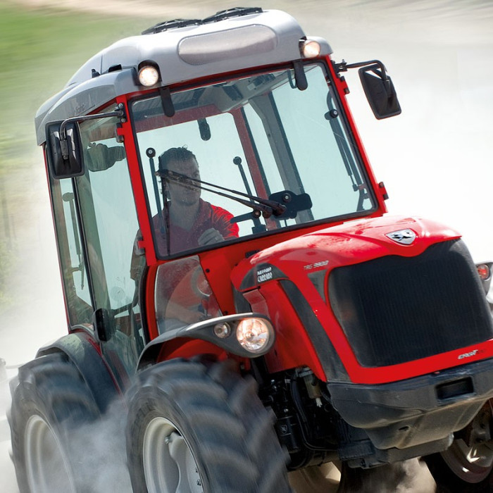 Трактор Antonio Carraro TRX 7800	