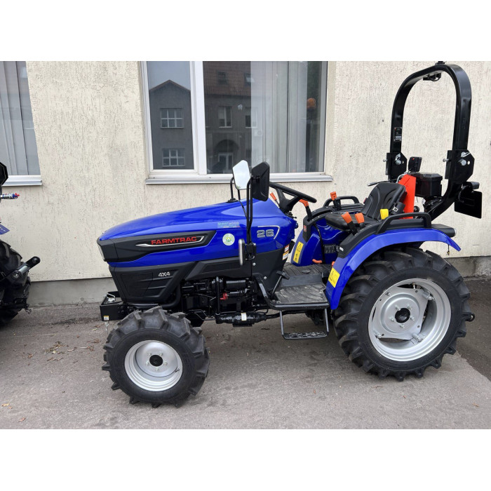 Трактор Farmtrac 26	