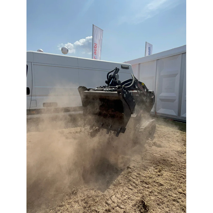 Радіокерований та гусеничний міні-навантажувач WX15 Rc